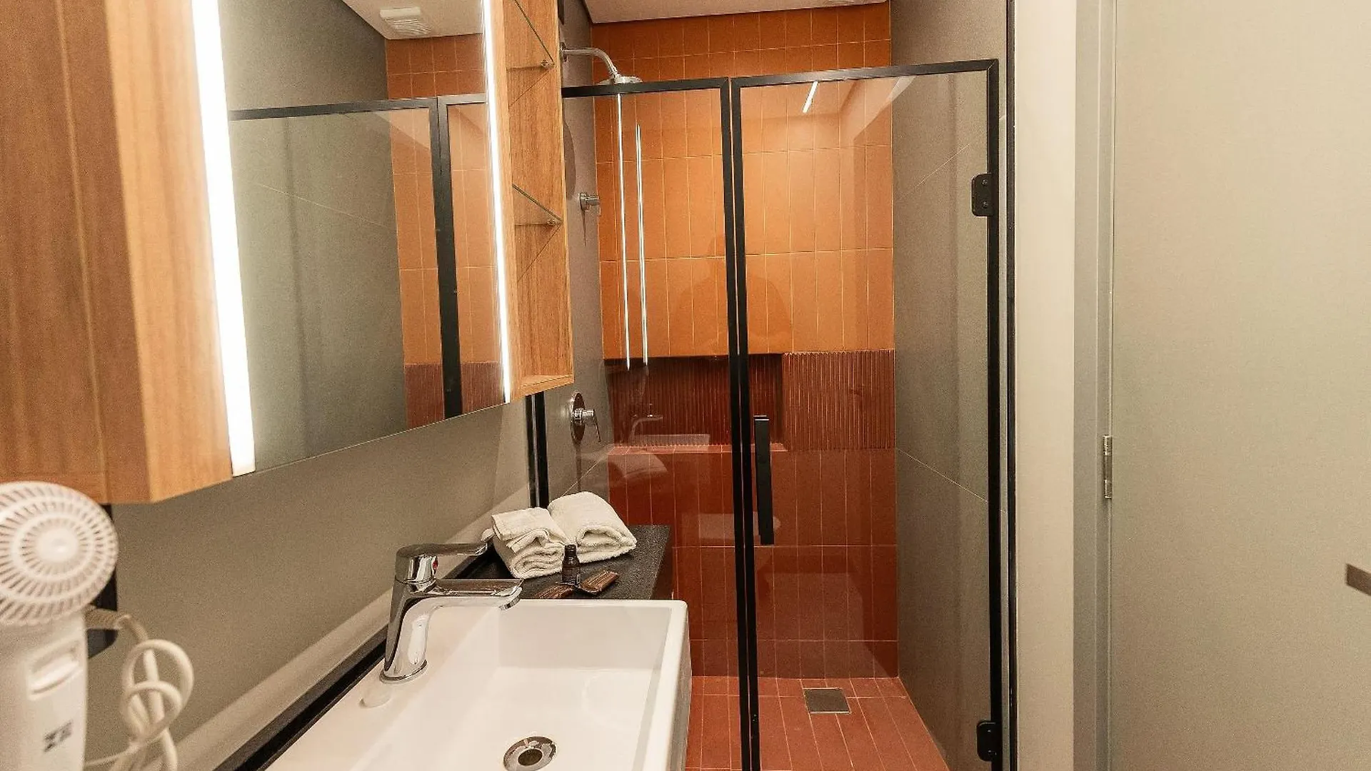 Oslo Xtay - Estudios Com Cozinha Completa No Centro De Floripa Florianópolis Apartmán